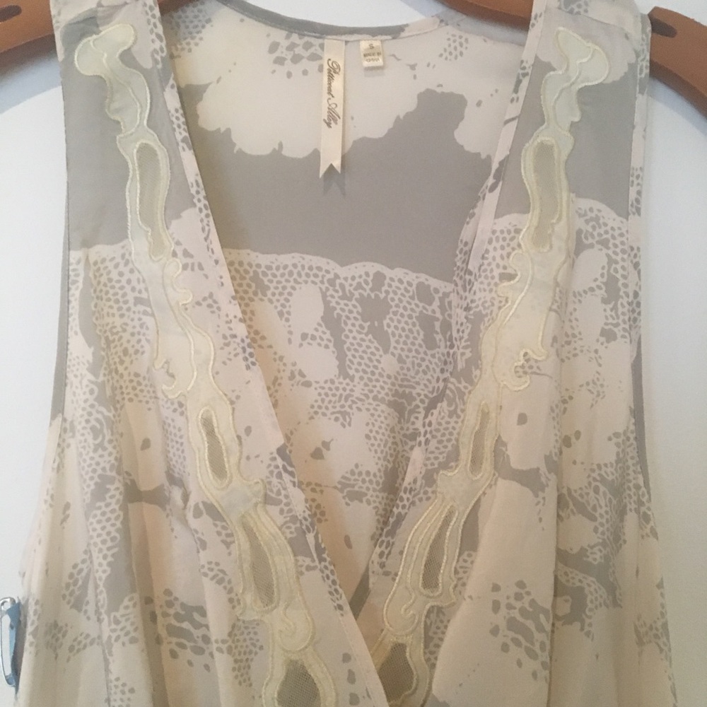 Gray / Cream Racerback Dress - Picture 2 of 5